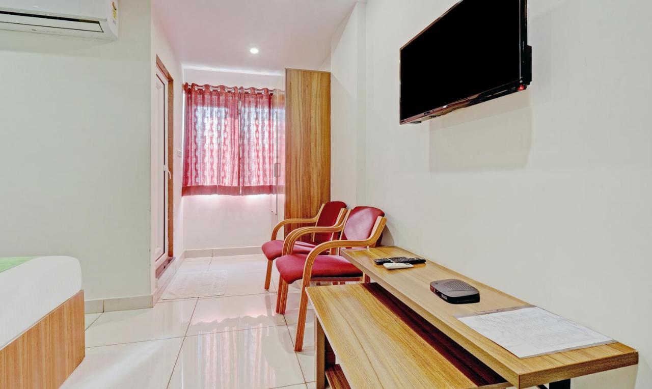 Treebo Sai Suites Inn Nagavara Bangalore Exteriör bild